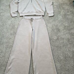 SPANX AirEssentials Half Zip - S / Wide Leg Pant - M - French Grey